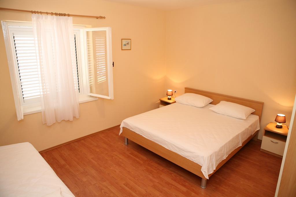 Apartments Radic Trogir Oda fotoğraf